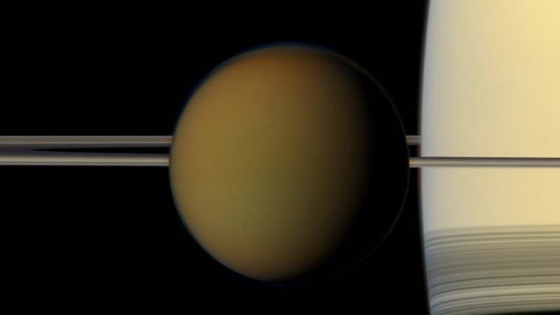Illustration for article titled Absolutely Stunning Photos of Saturn's Moon Titan